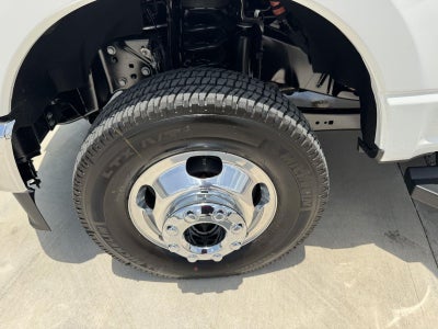 2026 Ford Super Duty F-350 DRW LARIAT