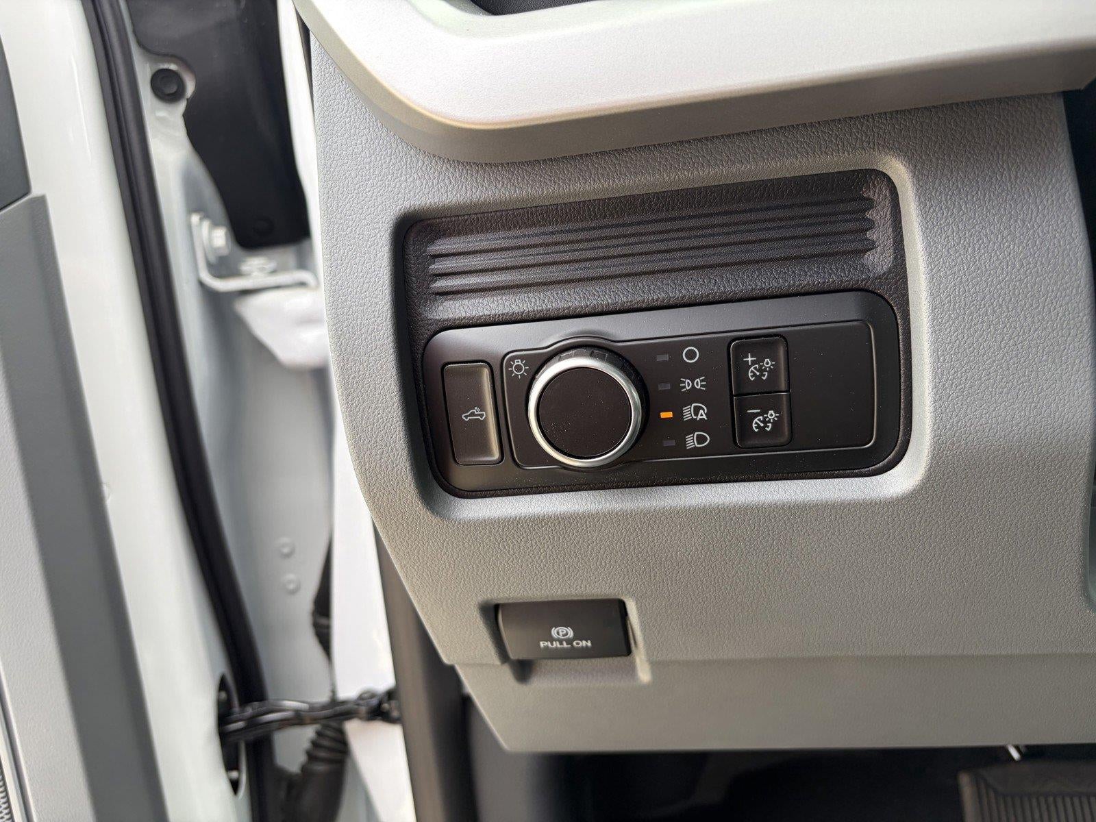 2025 Ford Super Duty F-250 SRW XL