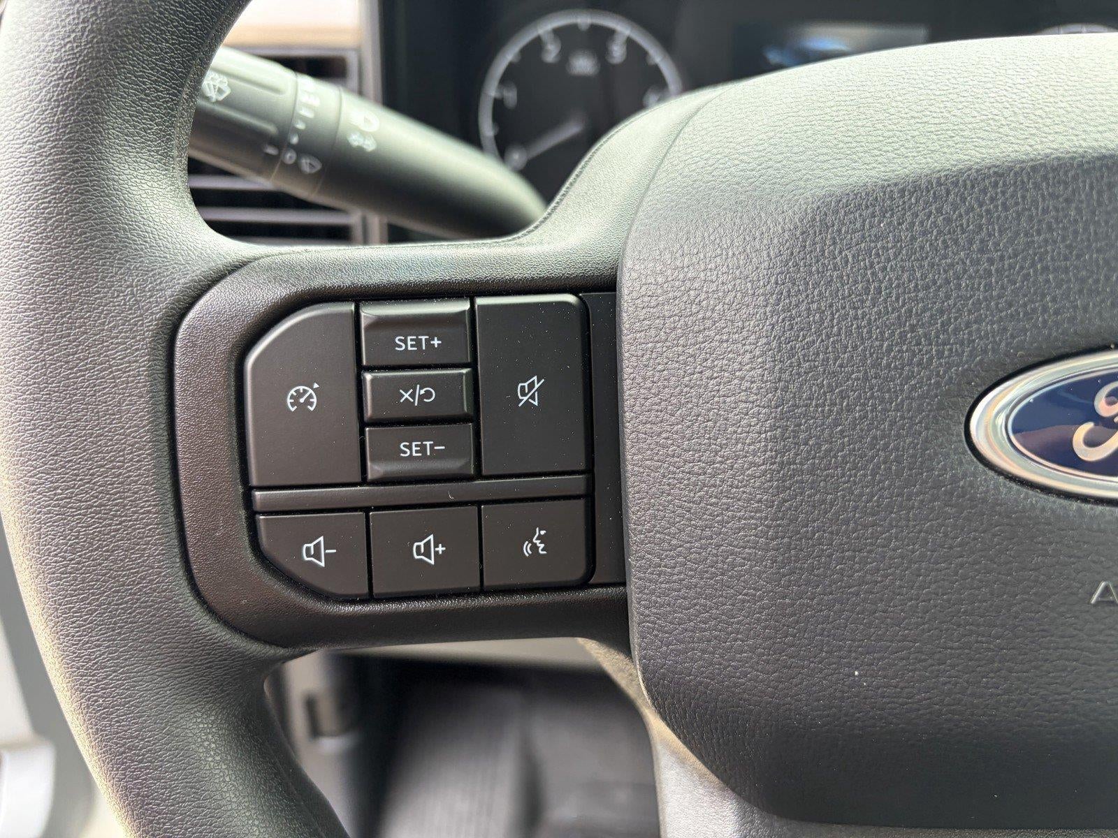 2025 Ford Super Duty F-250 SRW XL