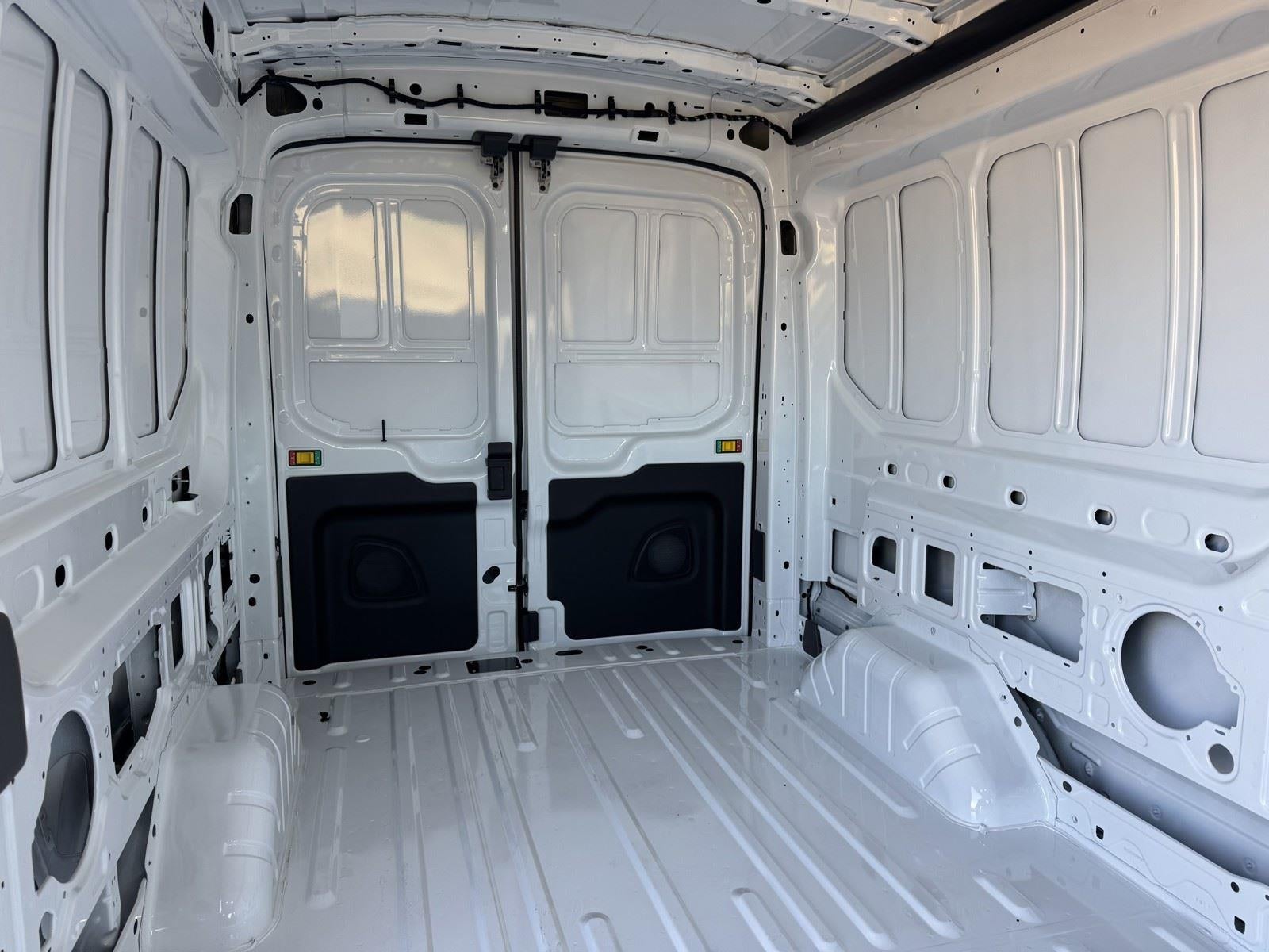 2026 Ford Transit Cargo Van T-250 148 MED RF 9150 GV