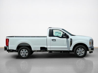 2026 Ford Super Duty F-350 SRW XLT