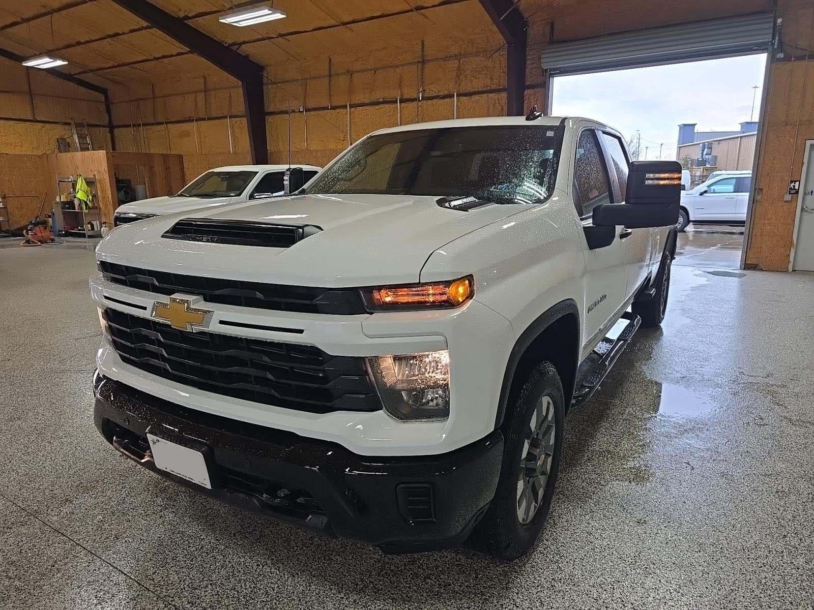 2025 Chevrolet Silverado 2500HD Custom