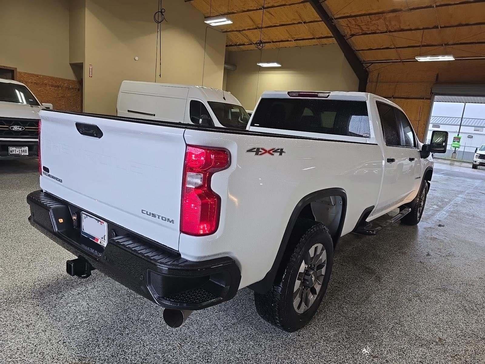 2025 Chevrolet Silverado 2500HD Custom