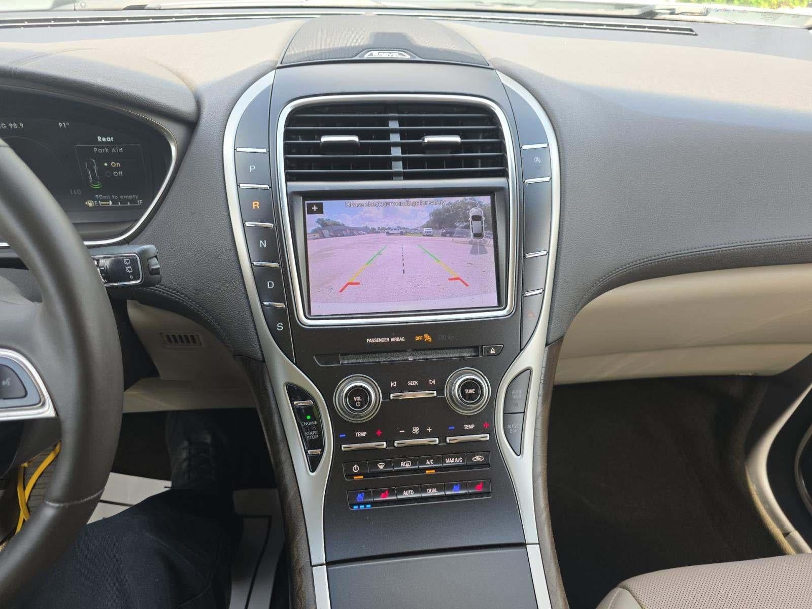 2019 Lincoln Nautilus Reserve