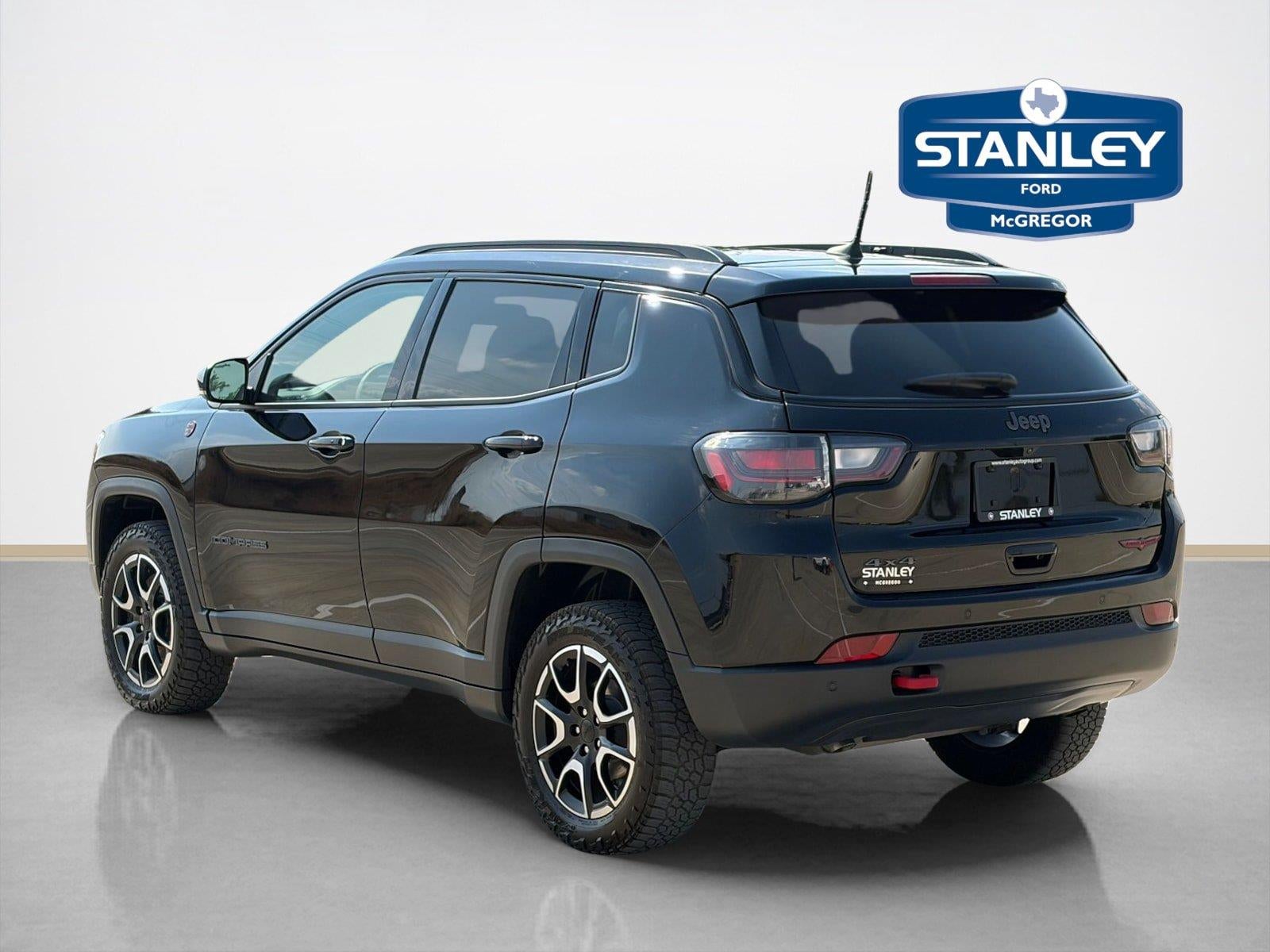 2024 Jeep Compass Trailhawk