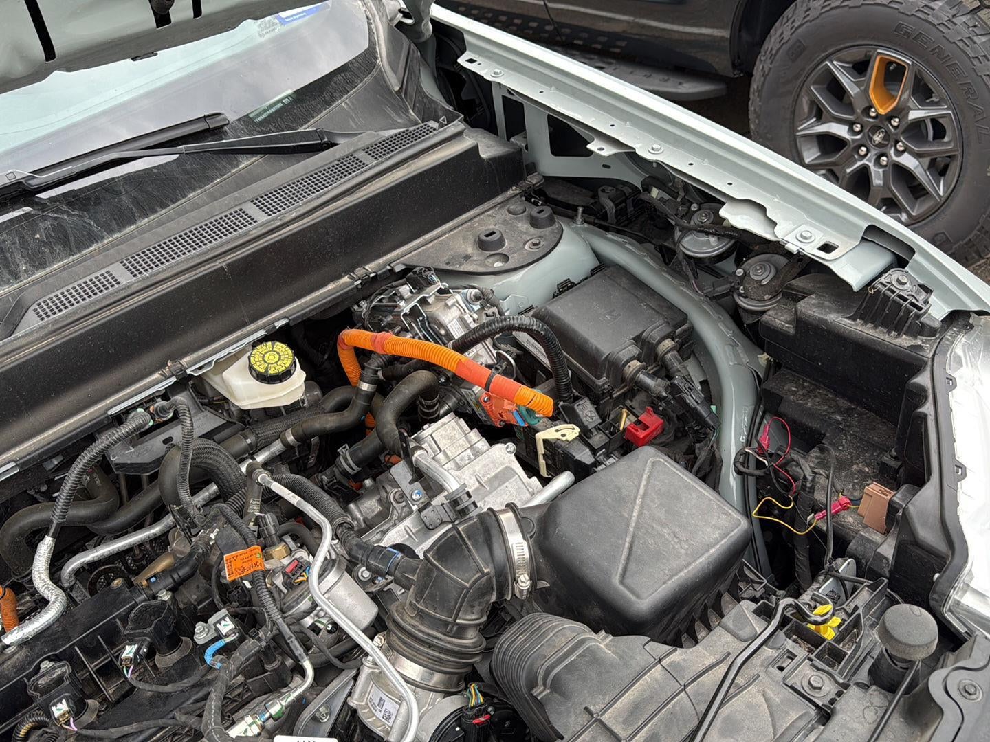 2024 Ford MAVERICK XL