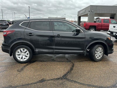 2020 Nissan Rogue Sport S
