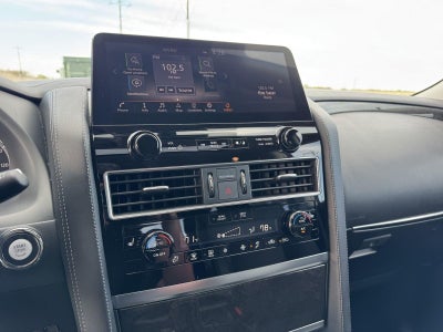 2024 INFINITI QX80 LUXE