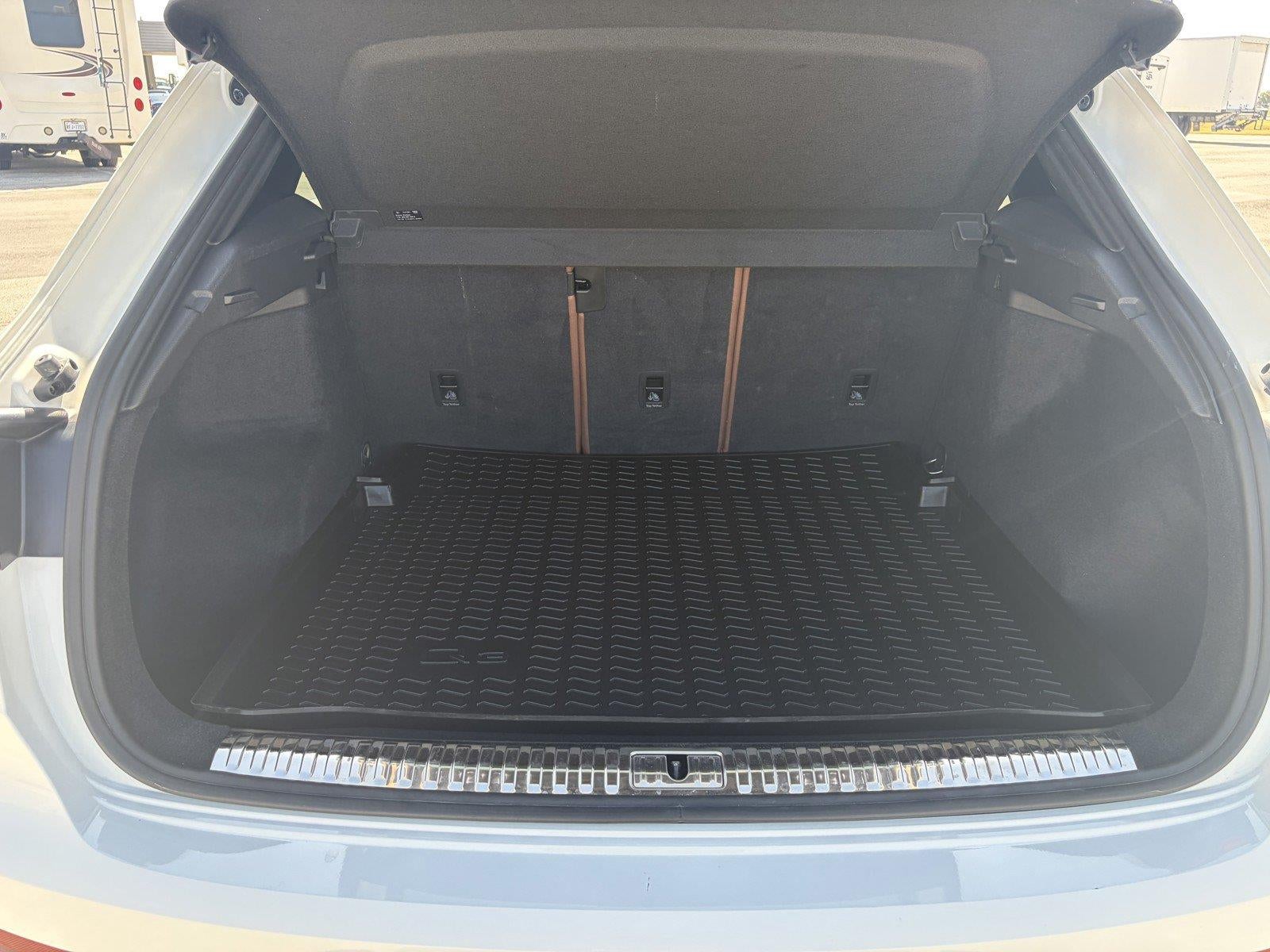 2021 Audi Q3 S line Premium