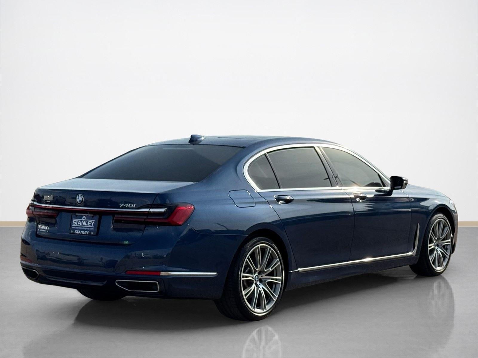 2021 BMW 7 Series 740i
