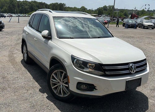 2013 Volkswagen Tiguan SE w/Sunroof & Nav