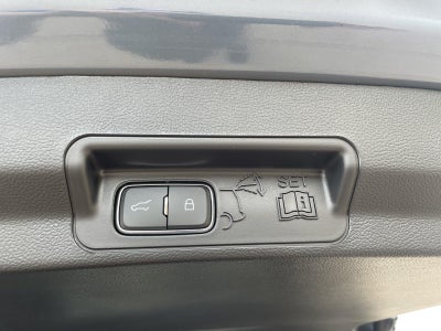 2027 Ford Explorer 4-Door 4DR RWD ST-LINE