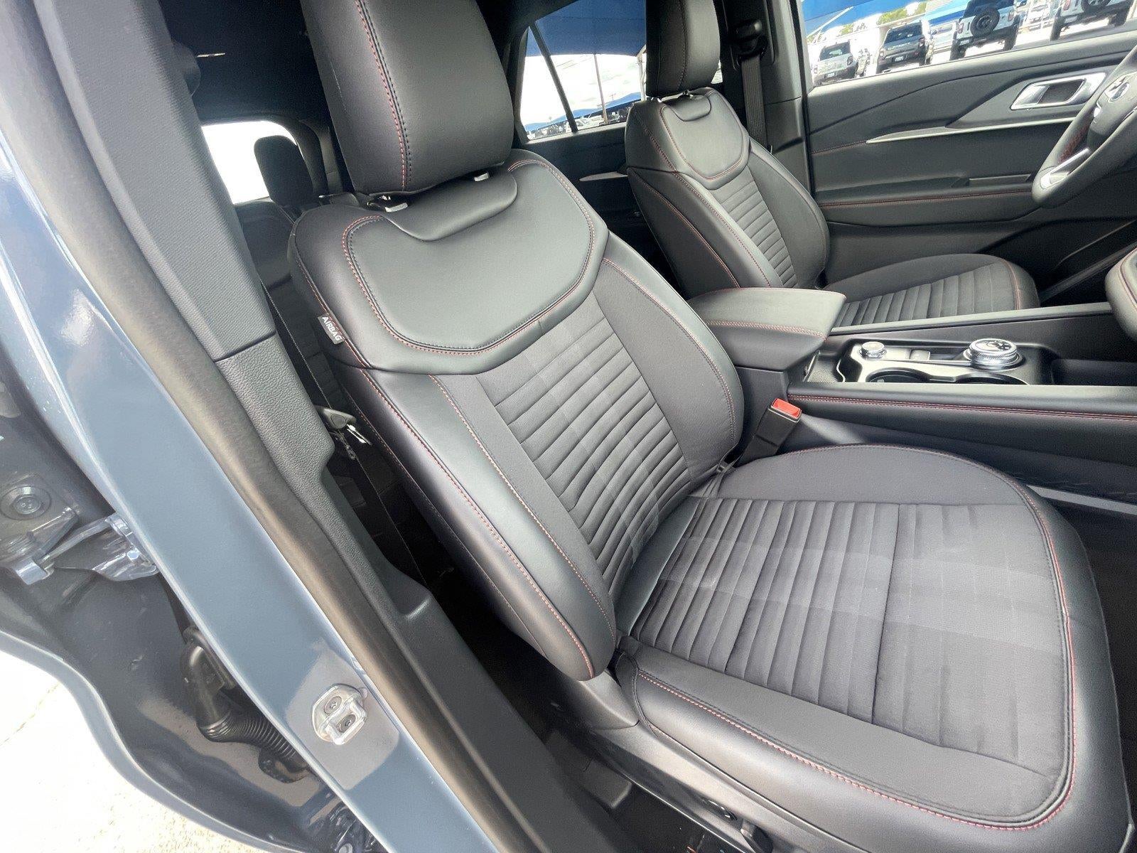 2027 Ford Explorer 4-Door 4DR RWD ST-LINE