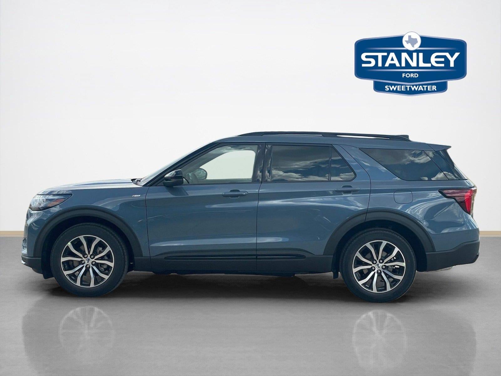 2027 Ford Explorer 4-Door 4DR RWD ST-LINE