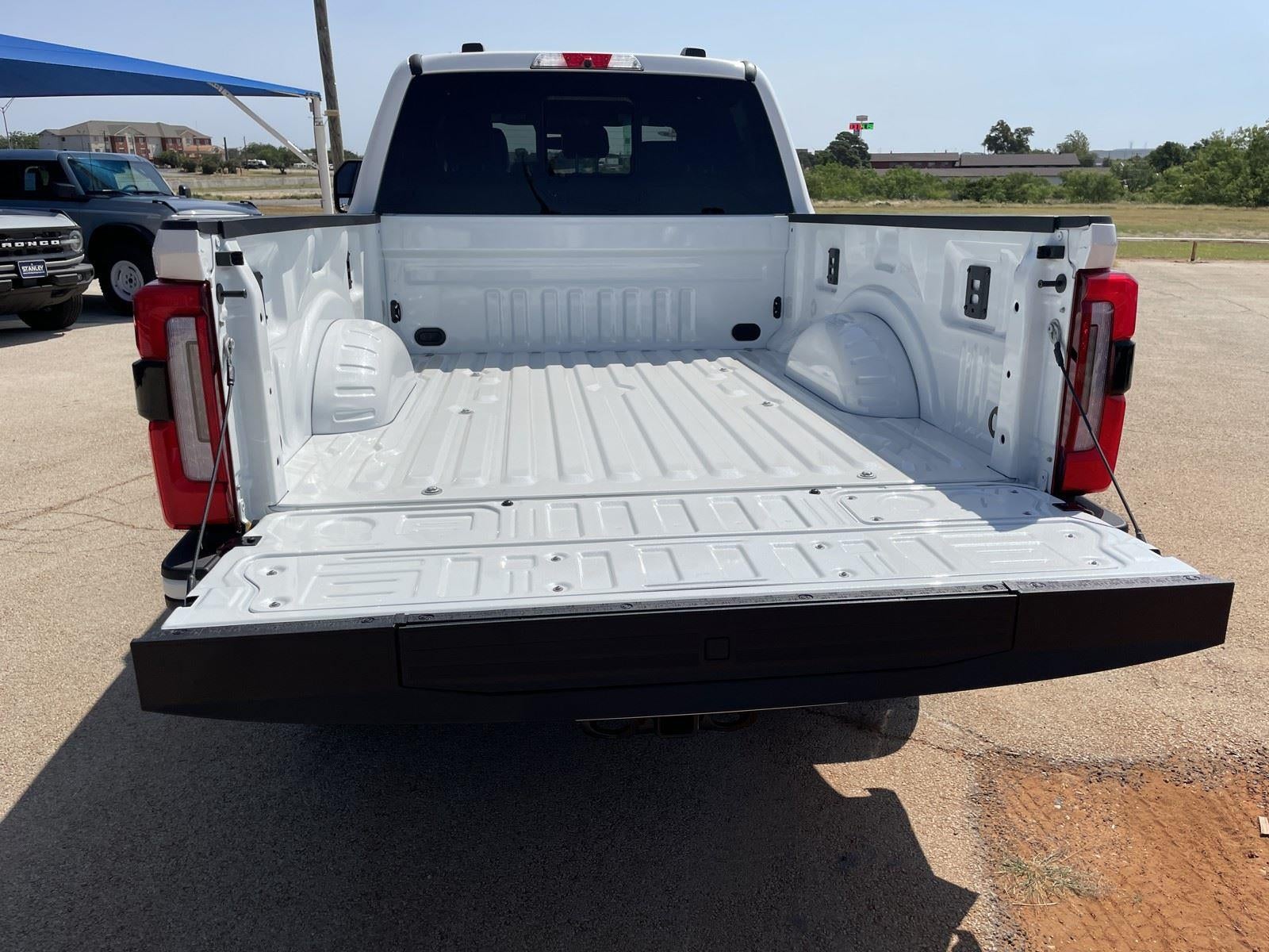 2026 Ford Super Duty F-350® Platinum®