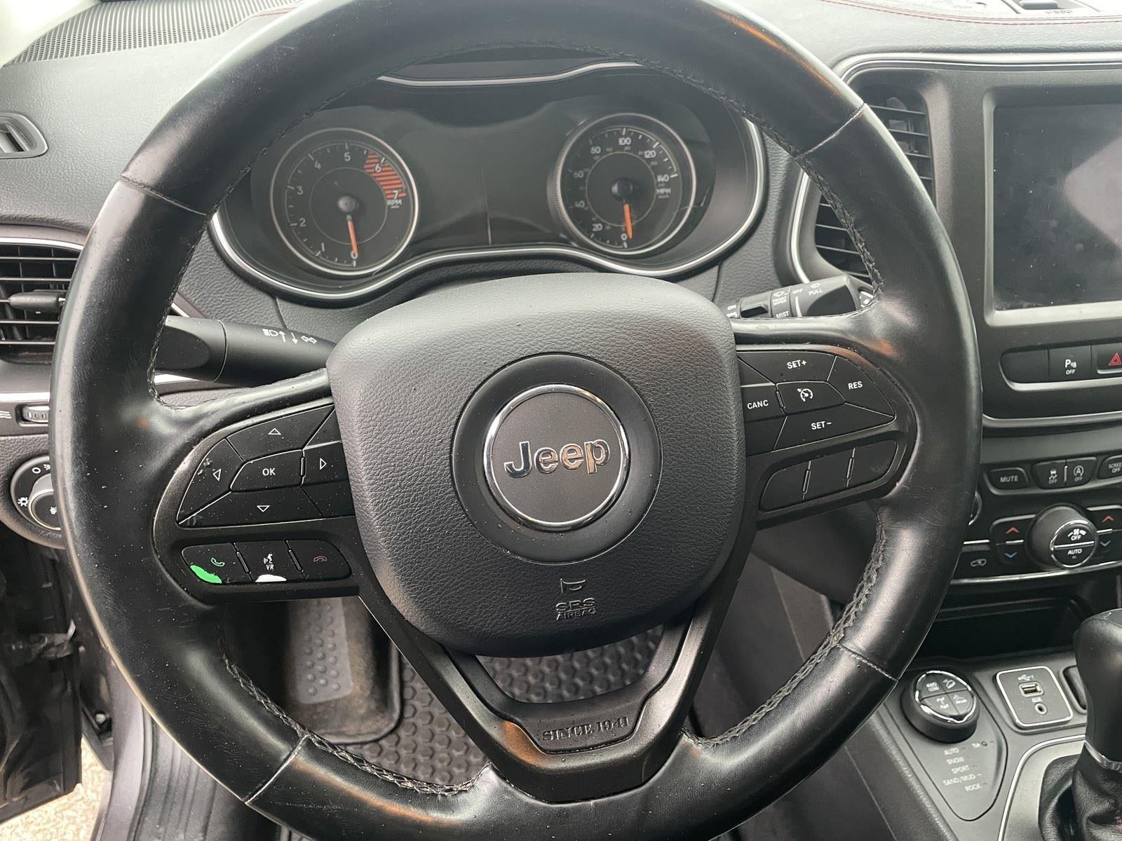 2020 Jeep Cherokee Trailhawk