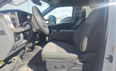 2024 Ford Super Duty F-550 DRW XLT