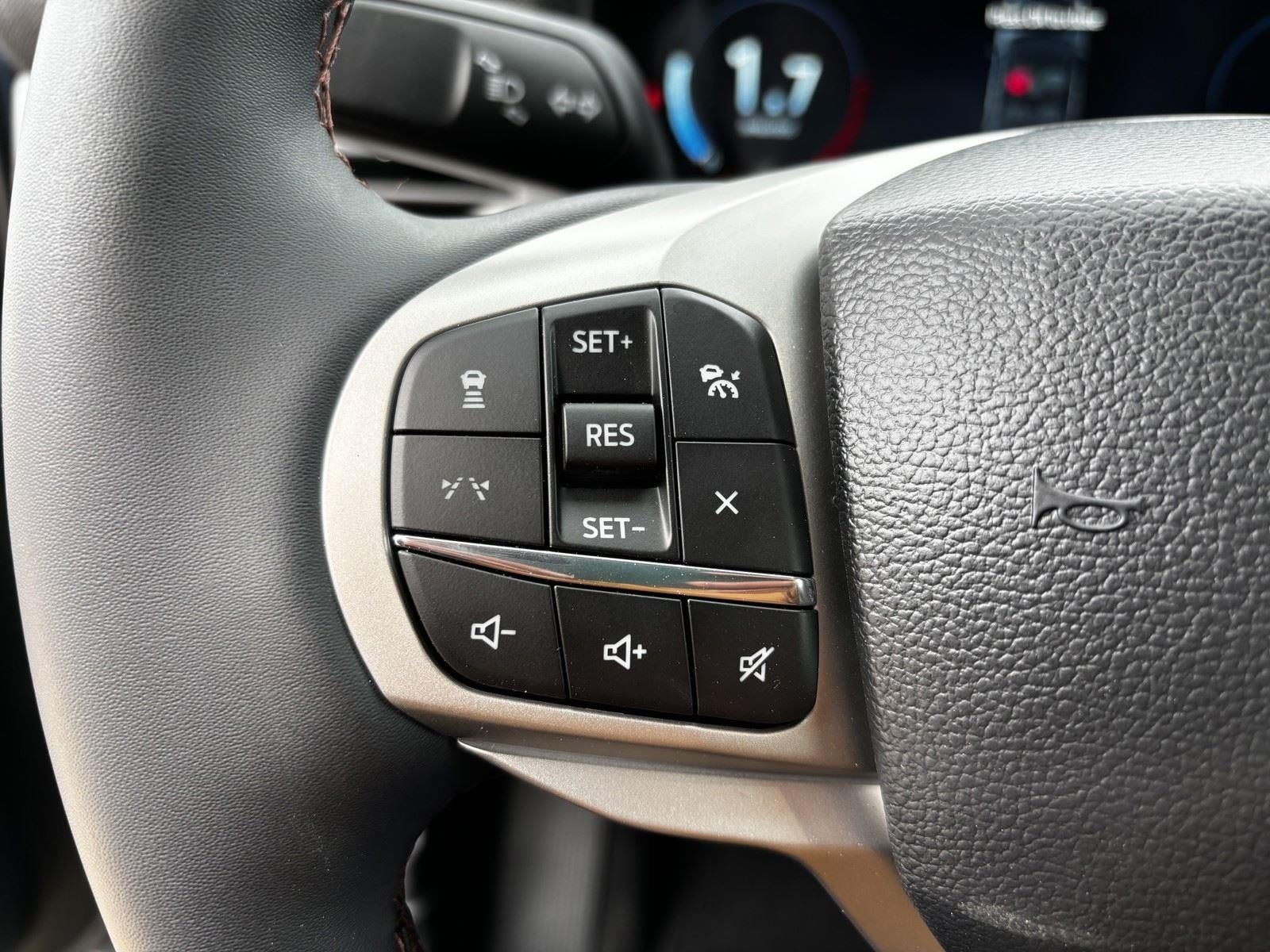 2026 Ford Explorer Active w/100A Pkg