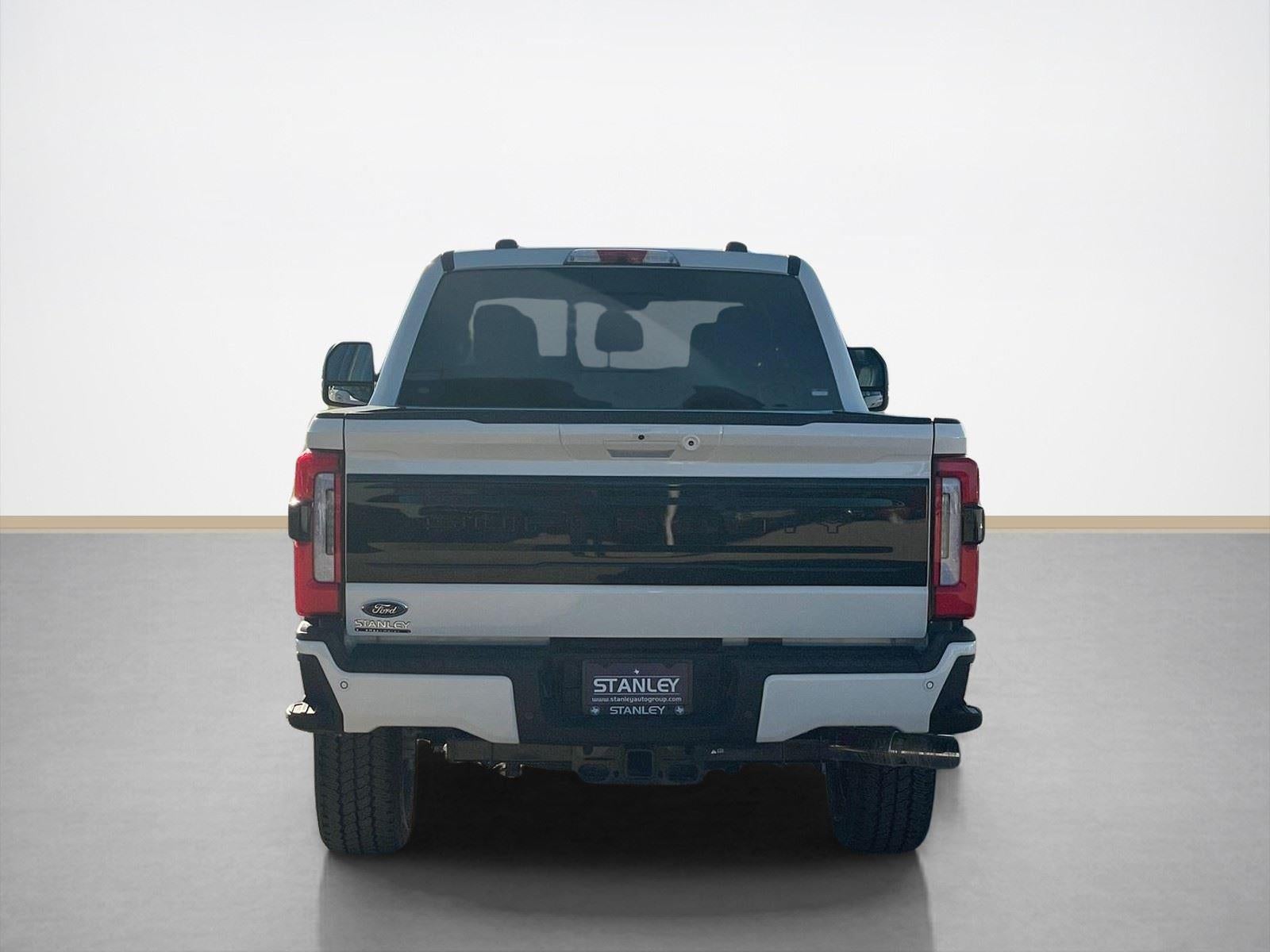 2026 Ford Super Duty F-250 SRW Platinum