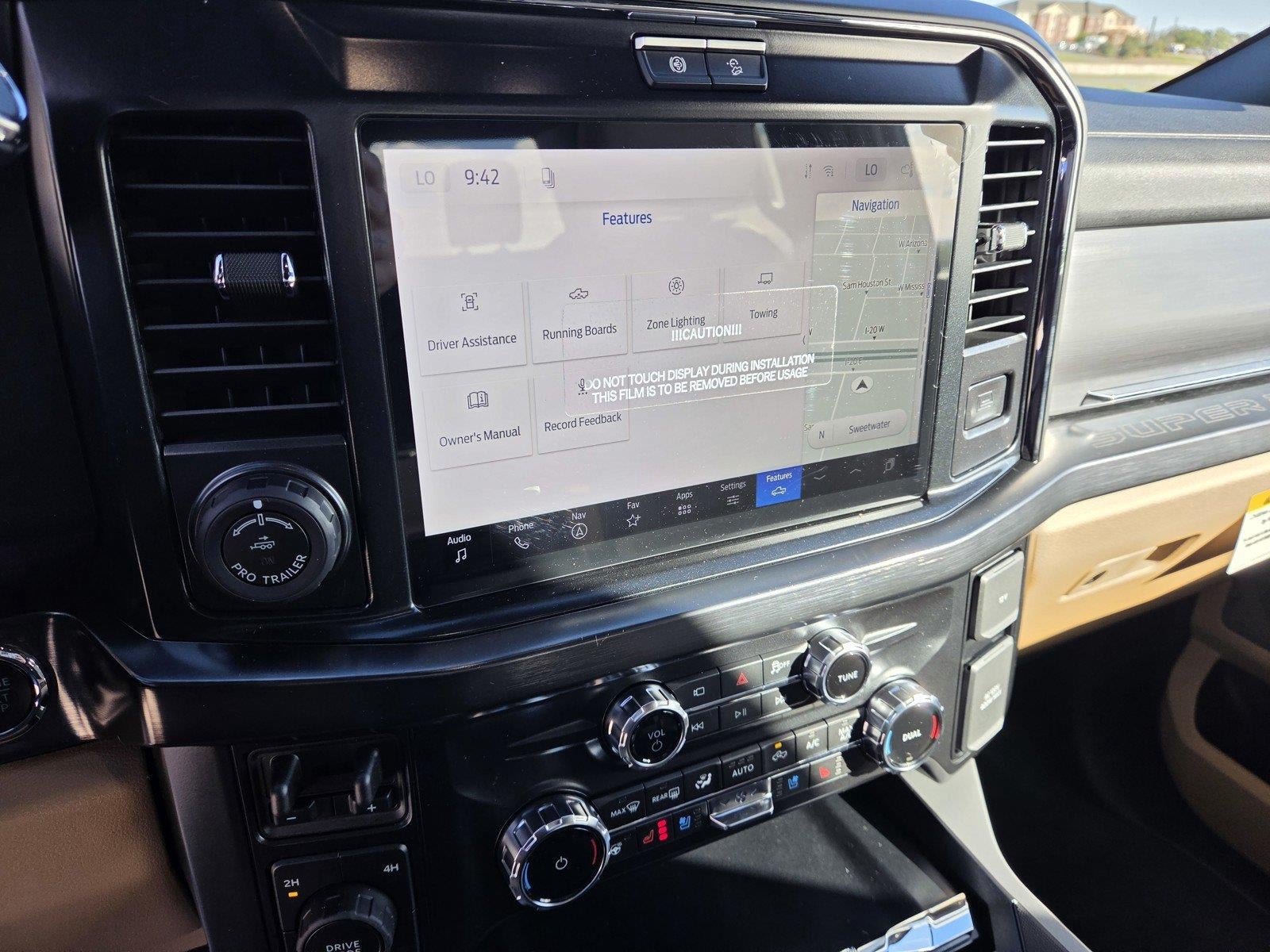 2027 Ford Super Duty F-250 SRW LARIAT