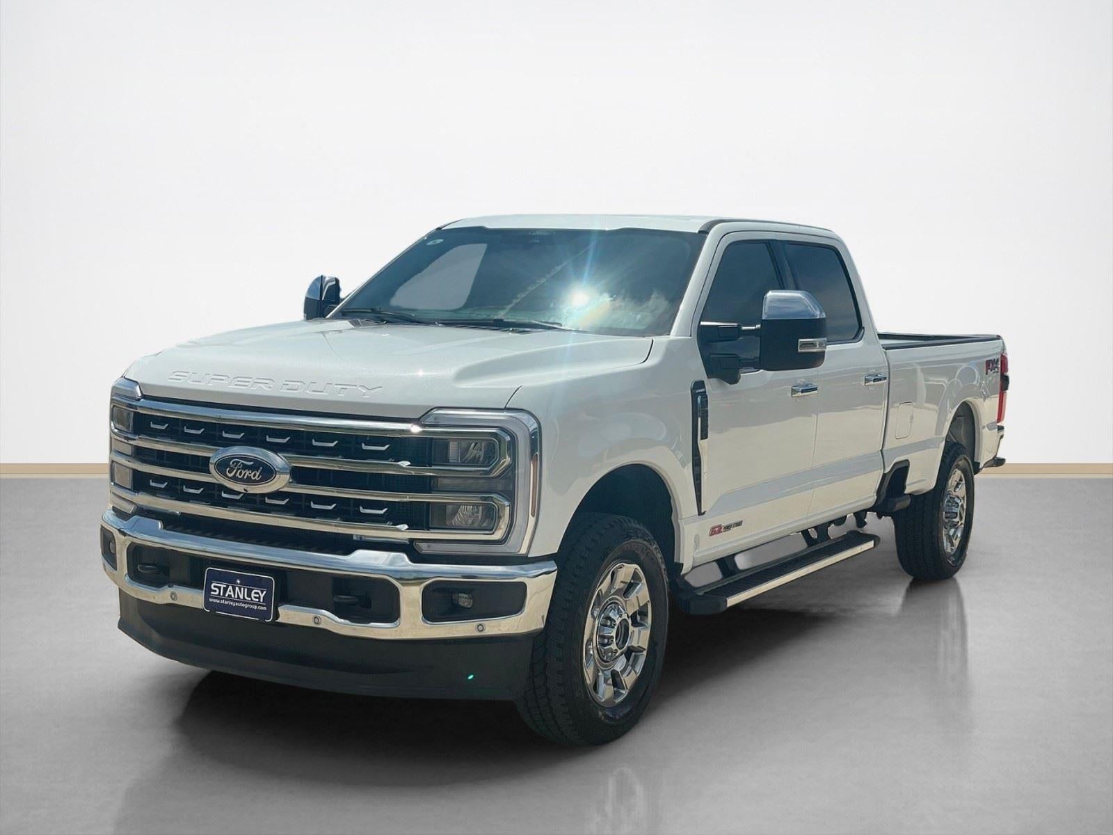 2026 Ford Super Duty F-350 SRW LARIAT