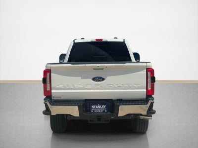 2026 Ford Super Duty F-350 SRW LARIAT