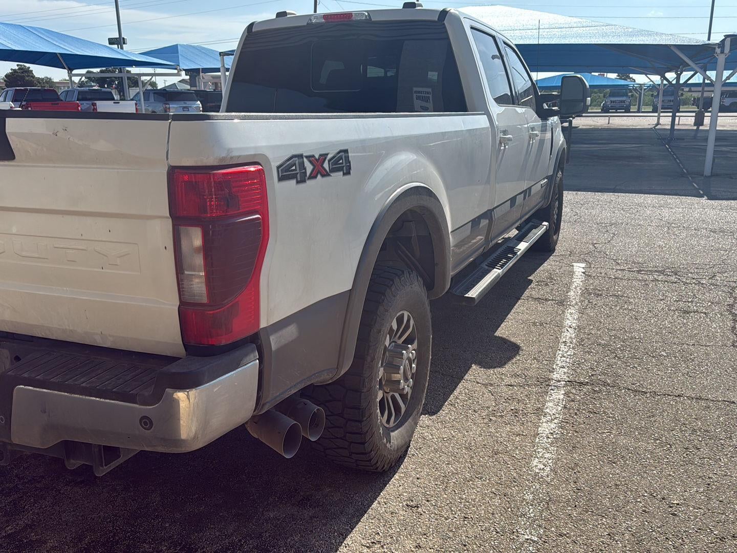2022 Ford Super Duty F-350 SRW LARIAT