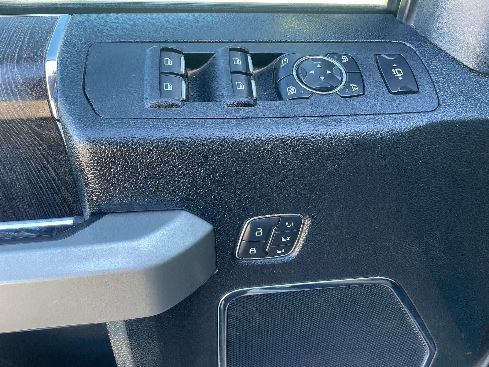 2020 Ford Super Duty F-350 SRW LARIAT