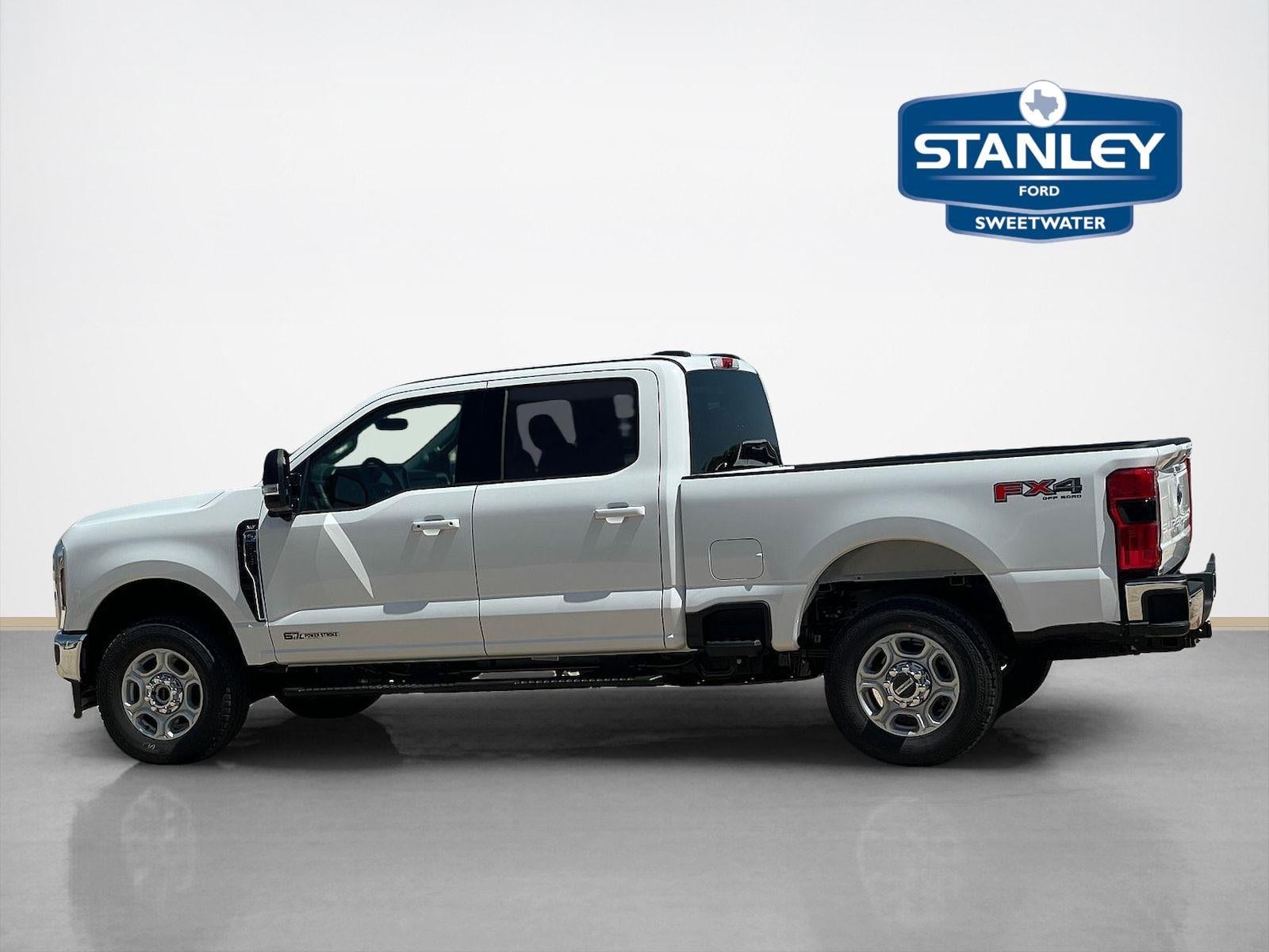 2026 Ford Super Duty F-350 SRW XLT
