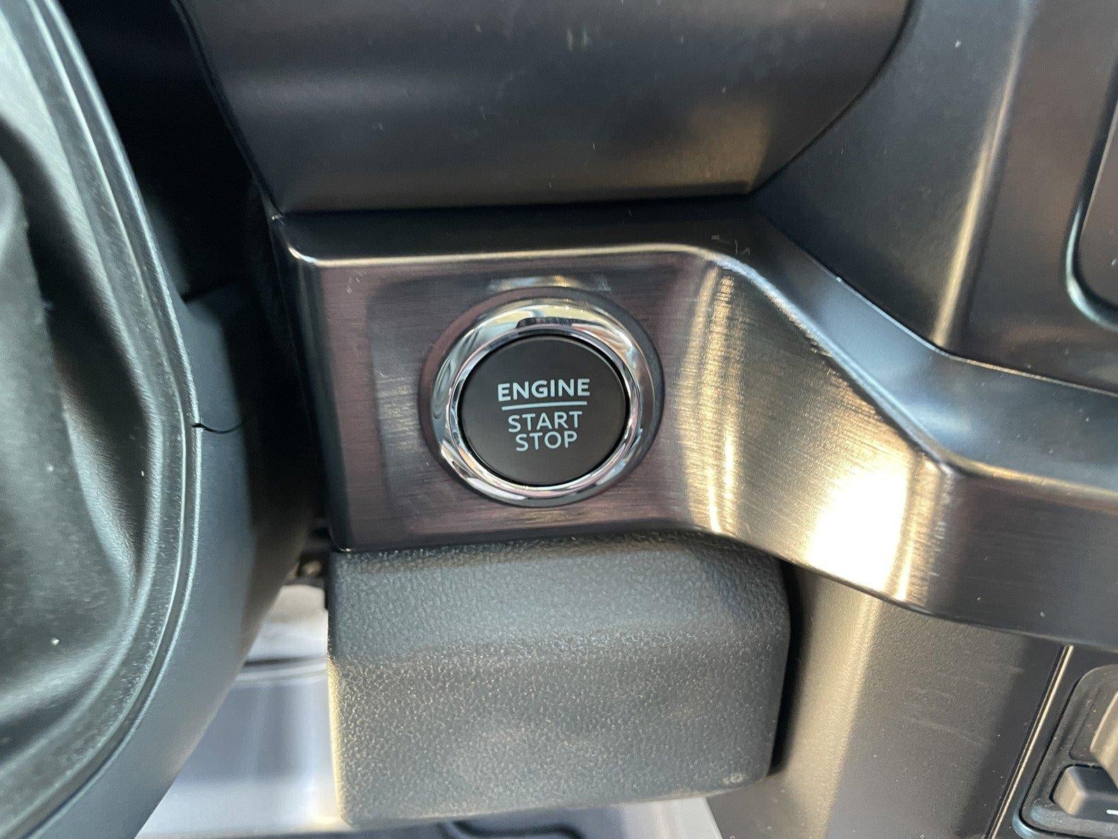 2027 Ford Super Duty F-350 DRW LARIAT