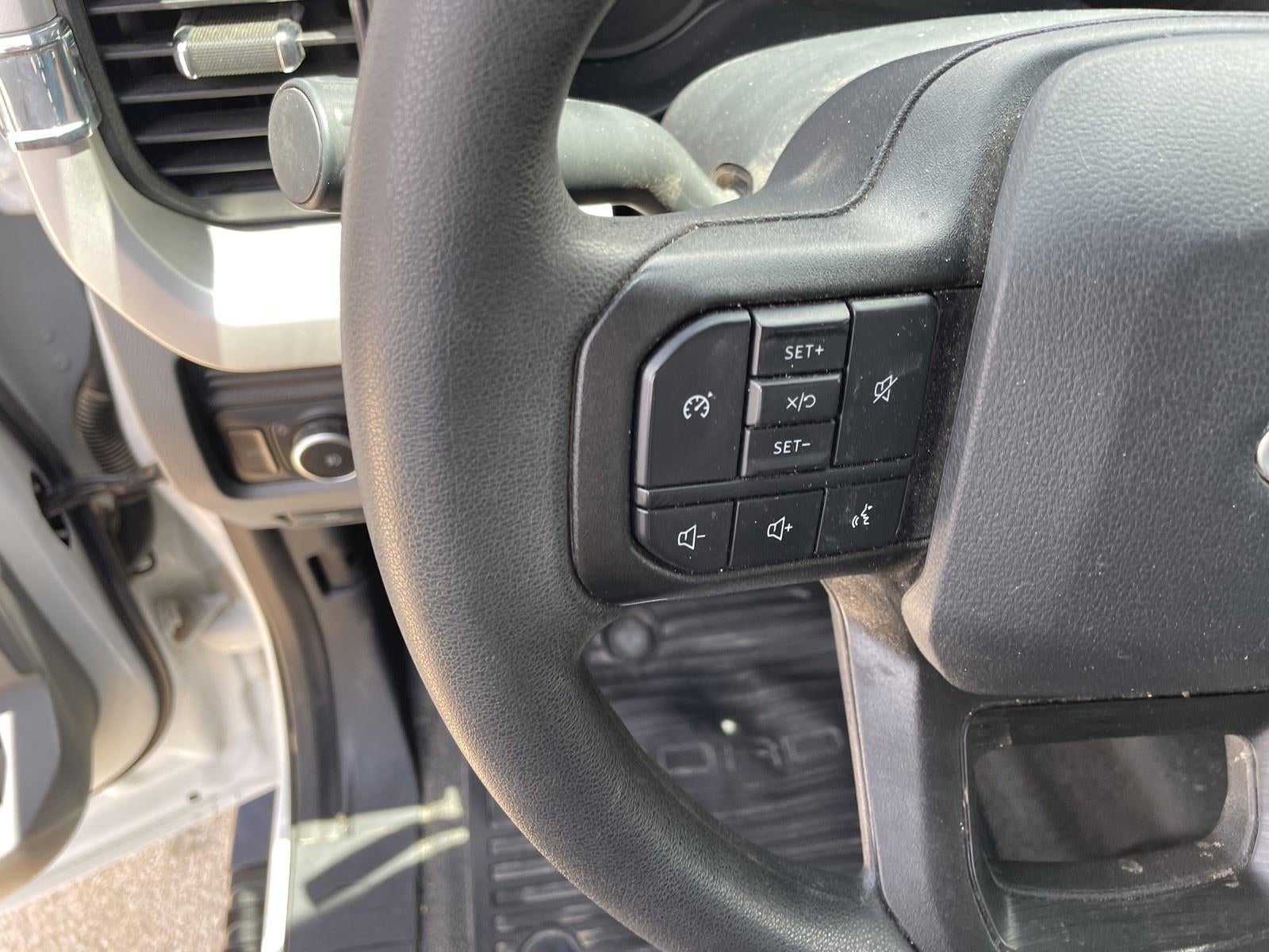 2025 Ford Super Duty F-350 DRW XL