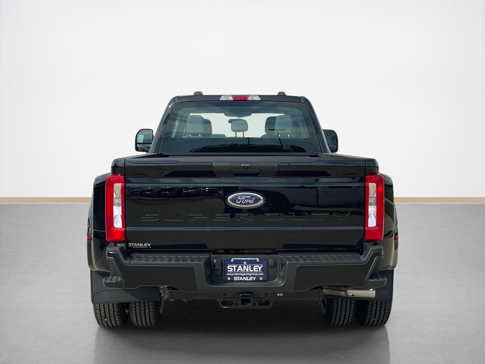 2026 Ford Super Duty F-350 DRW XL