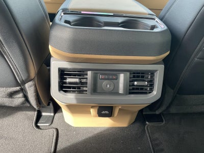 2026 Ford Super Duty F-350 DRW LARIAT
