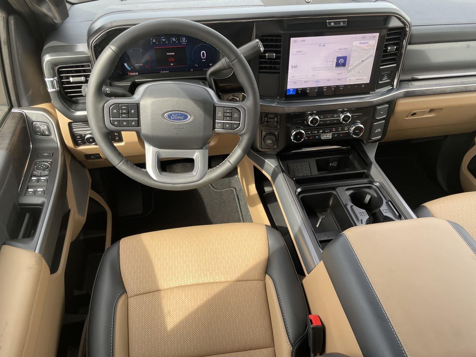 2026 Ford Super Duty F-350 DRW LARIAT