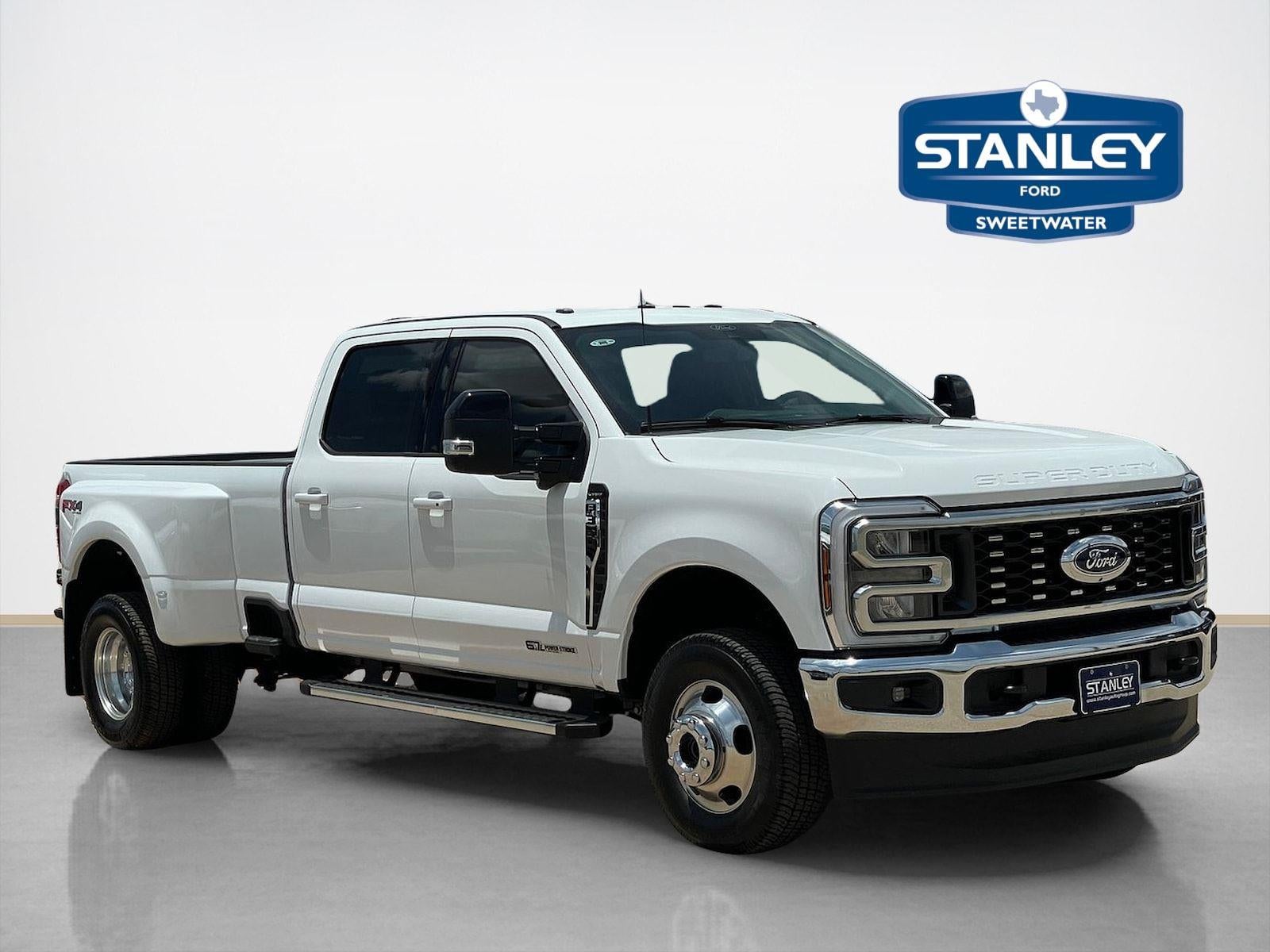 2026 Ford Super Duty F-350 DRW LARIAT