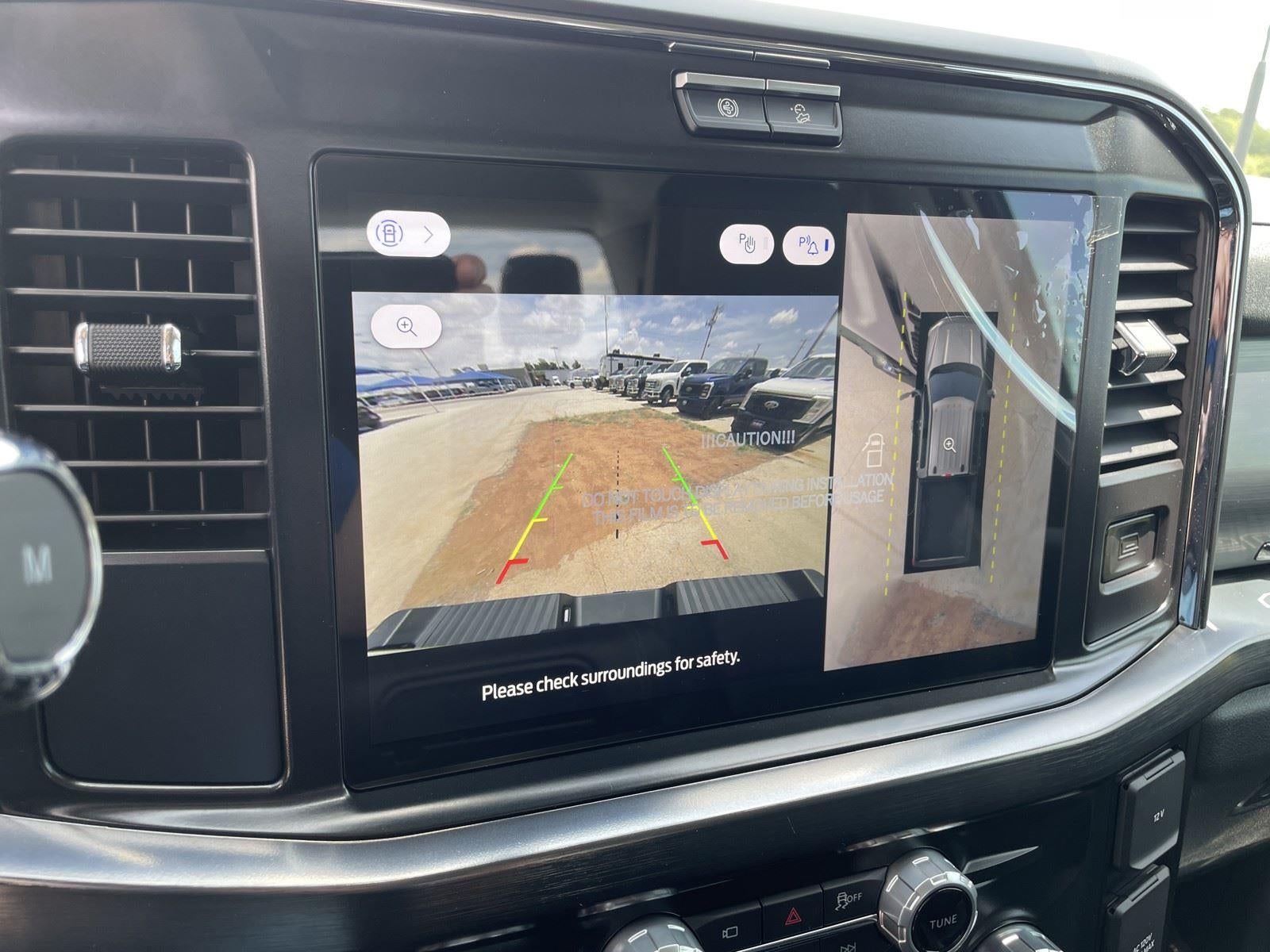 2026 Ford Super Duty F-350 DRW LARIAT