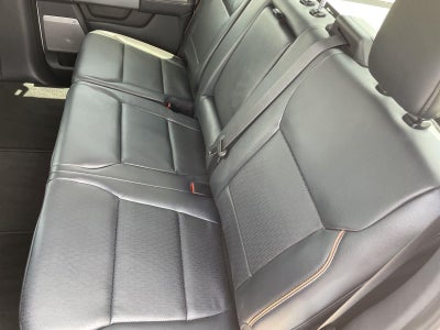 2026 Ford Super Duty F-350 DRW LARIAT