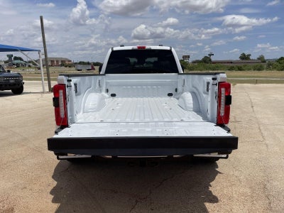 2026 Ford Super Duty F-350 DRW LARIAT