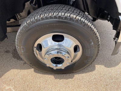 2026 Ford Super Duty F-350 DRW LARIAT