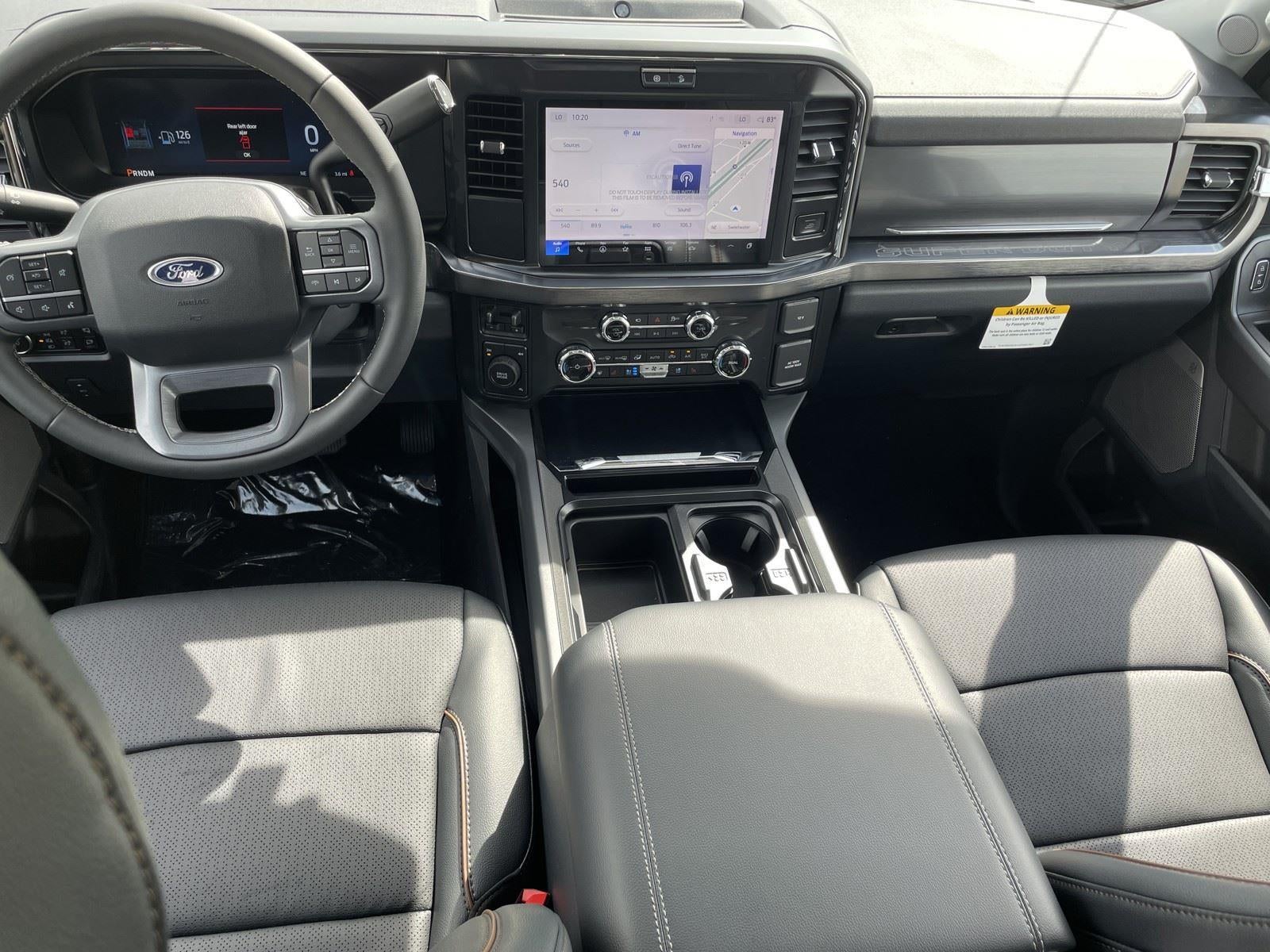 2026 Ford Super Duty F-350 DRW LARIAT