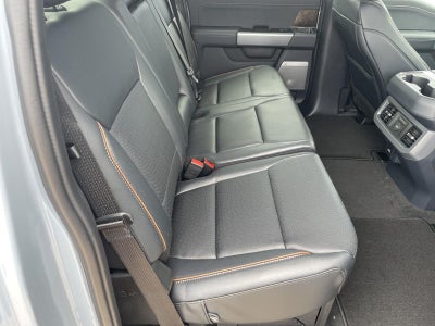 2026 Ford Super Duty F-350 DRW LARIAT
