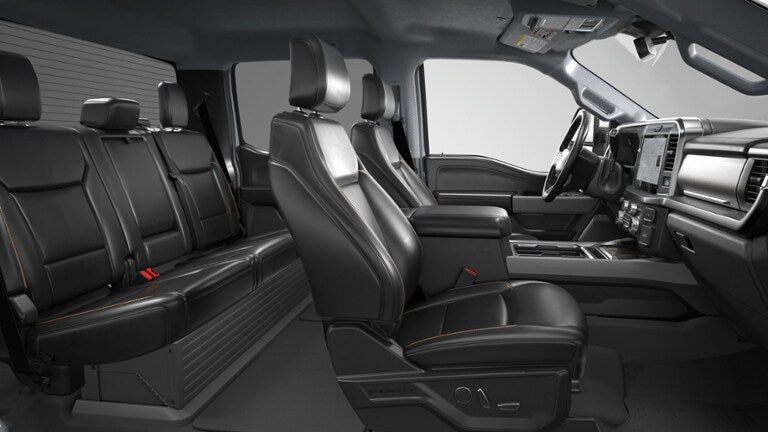 2026 Ford Super Duty F-350 DRW LARIAT
