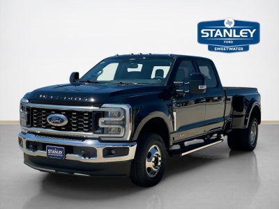 2026 Ford SUPER DUTY F-350 DRW LARIAT 4WD CREW CAB 8' BO