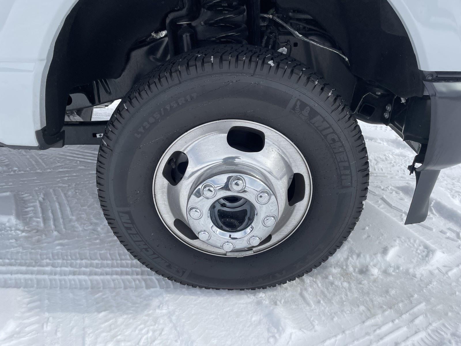 2026 Ford Super Duty F-350 DRW XL