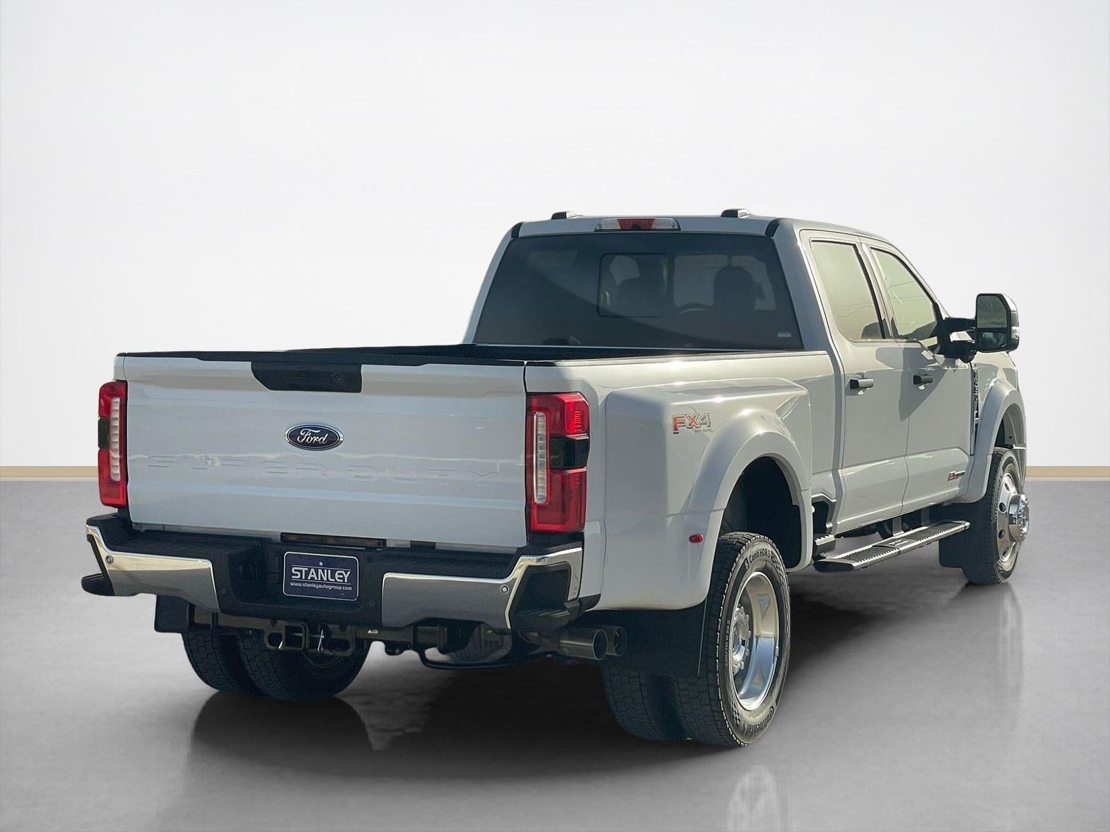 2026 Ford Super Duty F-450 DRW XLT