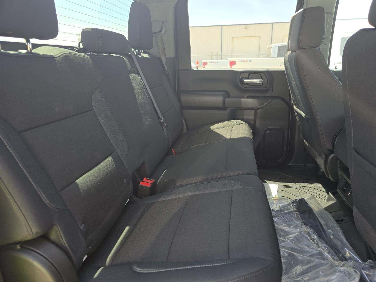 2025 Chevrolet Silverado 2500HD Custom