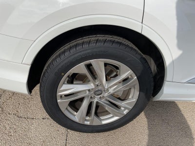2020 Audi Q7 Premium Plus