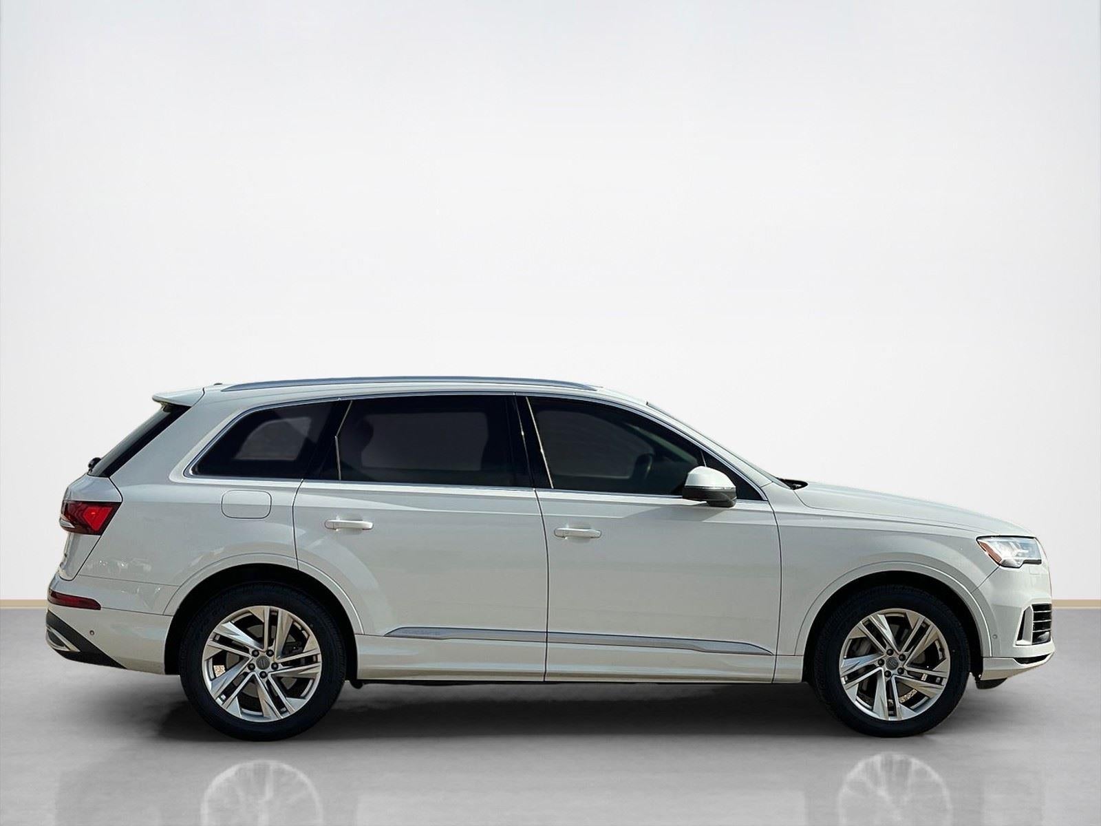 2020 Audi Q7 Premium Plus