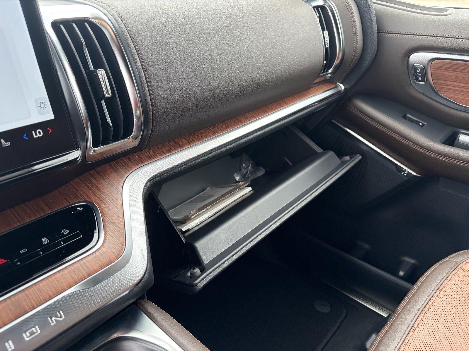 2027 Ford Expedition King Ranch®