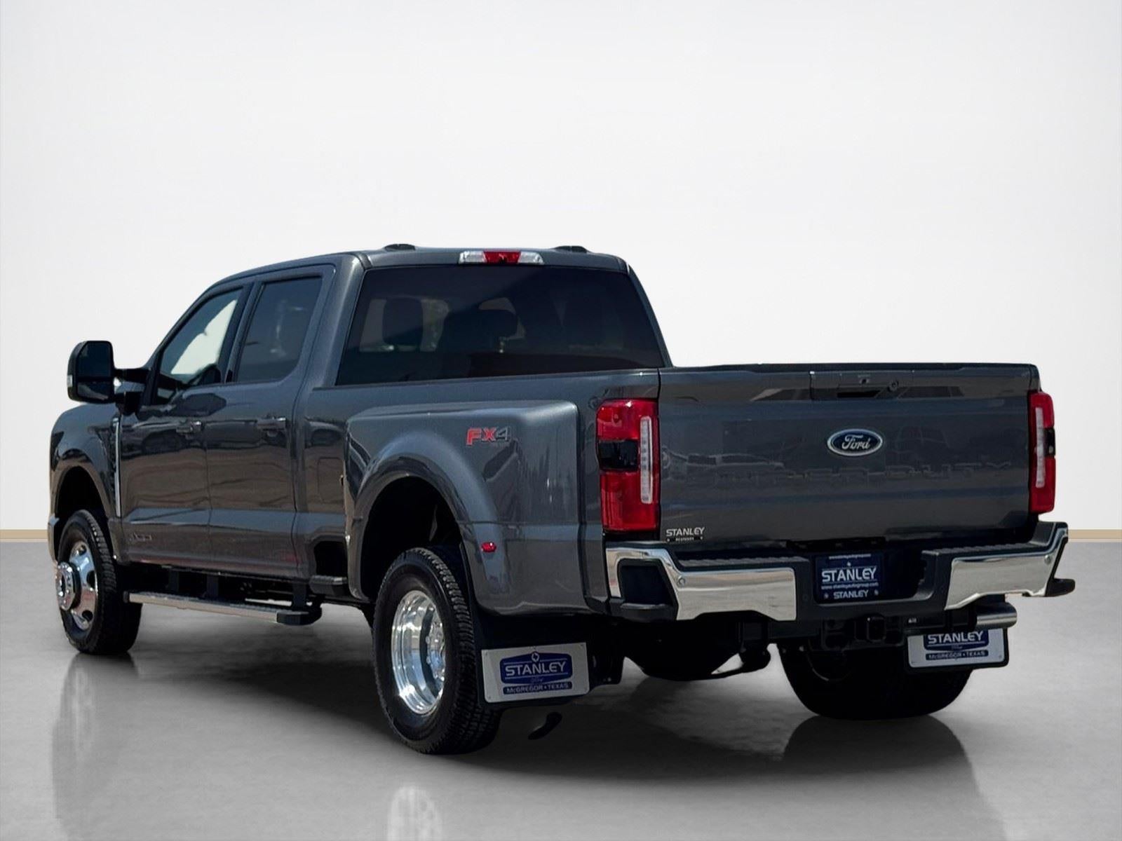 2026 Ford Super Duty F-350® Lariat®